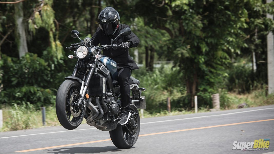 Yamaha xsr900 Custom