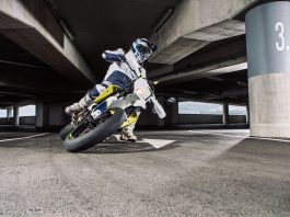 Husqvarna 701 SUPERMOTO