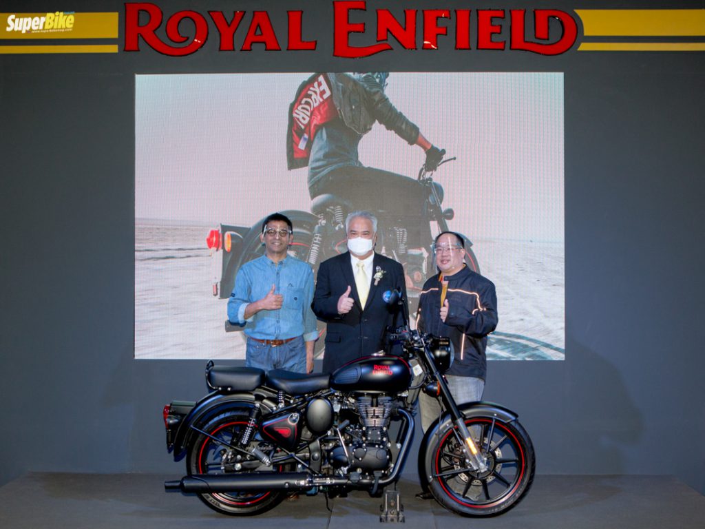 เปิดตัว Royal Enfield Classic 500 Stealth