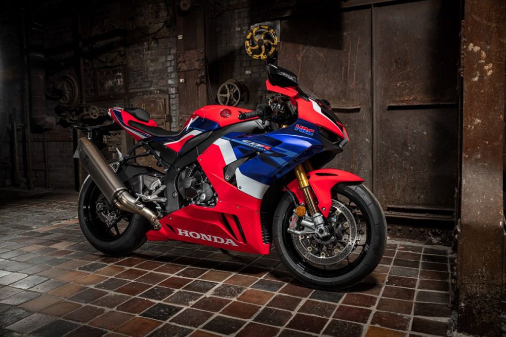 CBR1000RR-R หล่อจัด