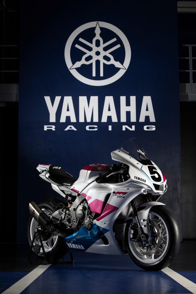 Yamaha R1 Piro 