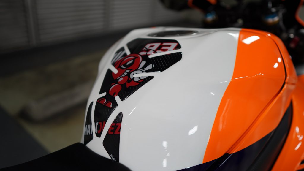 CBR1000RR-R แต่งลาย Repsol 