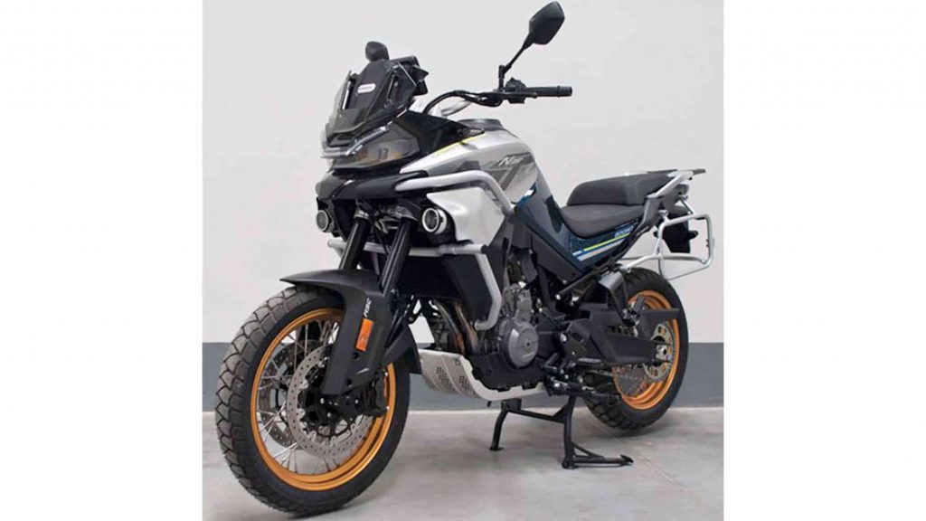 CFMoto 800MT