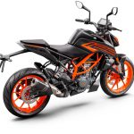 KTM 125 DUKE – rear right black