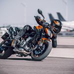 KTM 890 DUKE – Action-4