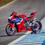 Honda-CBR1000RR-R-SP-2024-29