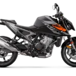 558971_MY24 KTM 990 Duke_BLACK_US_90-Right_Studio_USA_STUDIO_03_STUDIO