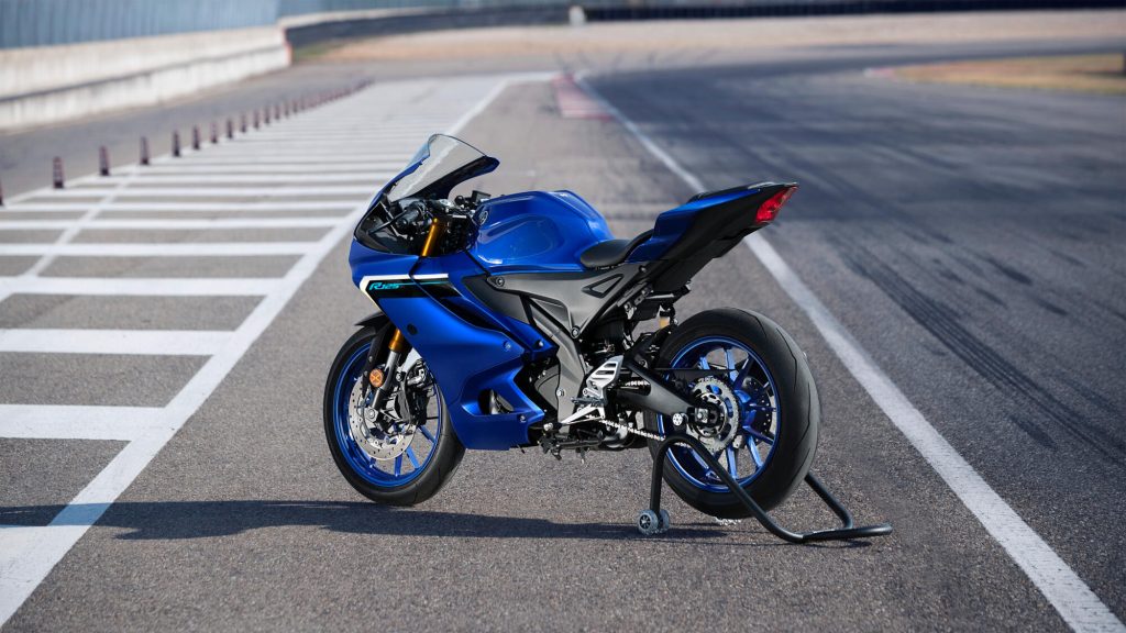 2025 YAMAHA YZF-R125