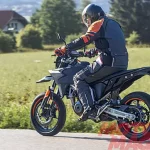 ktm-390-adventure-2025-left-rear-three-quarter4