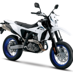 DR-Z400SMRLM5_30H_diagonal_2400x1600